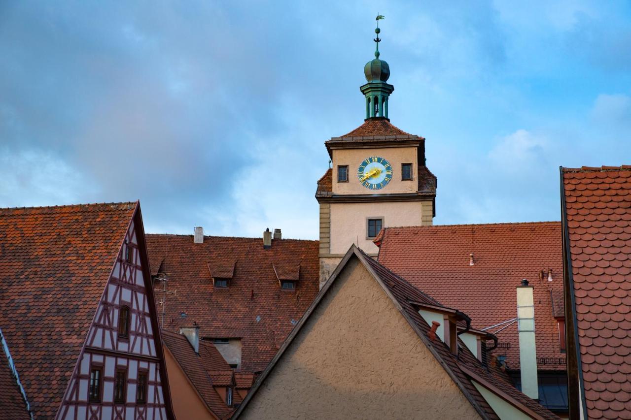 Gaestehaus Am Weissen Turm Rothenburg ob der Tauber Exterior foto